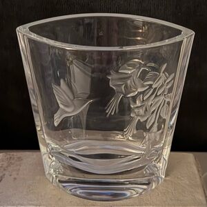 Telefloral Lead Crystal Vase w/Hummingbird & Flower Design 5.5”x 5”